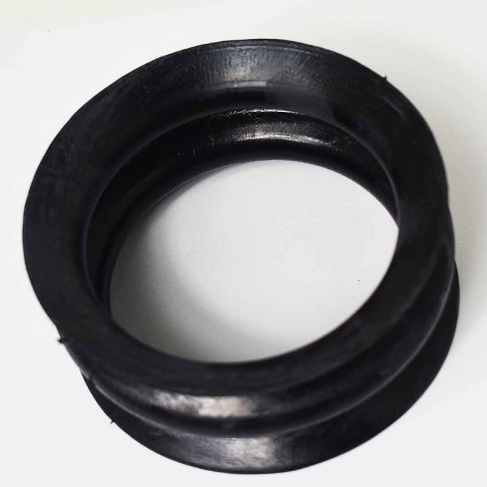 Rubber dust seal for Benford/Terex/Mecalac dumpers.
