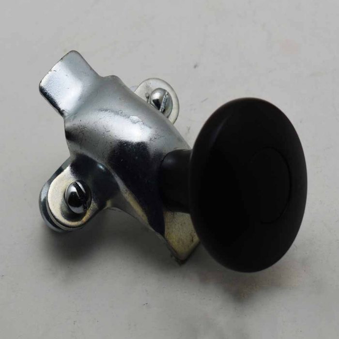 Bolt on wheel spinner