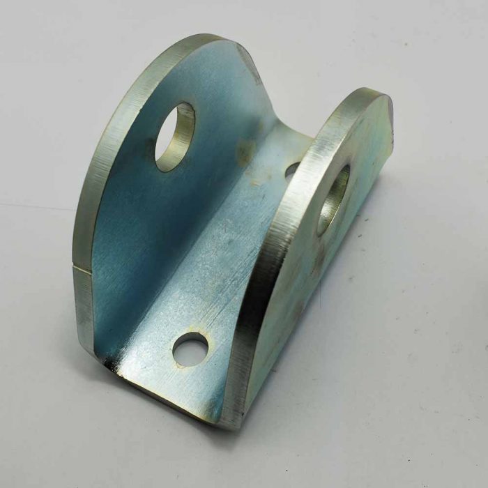 Tow bracket