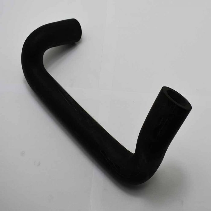 Bottom radiator hose
