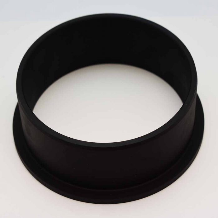 Centre pivot plastic wear bush skip side on horizontal