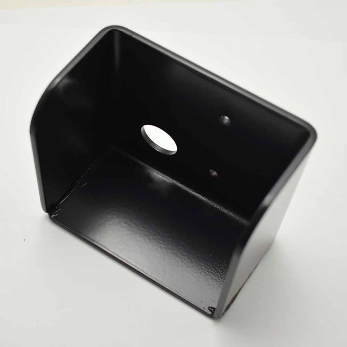 LH side / indicator light bracket (nearside)