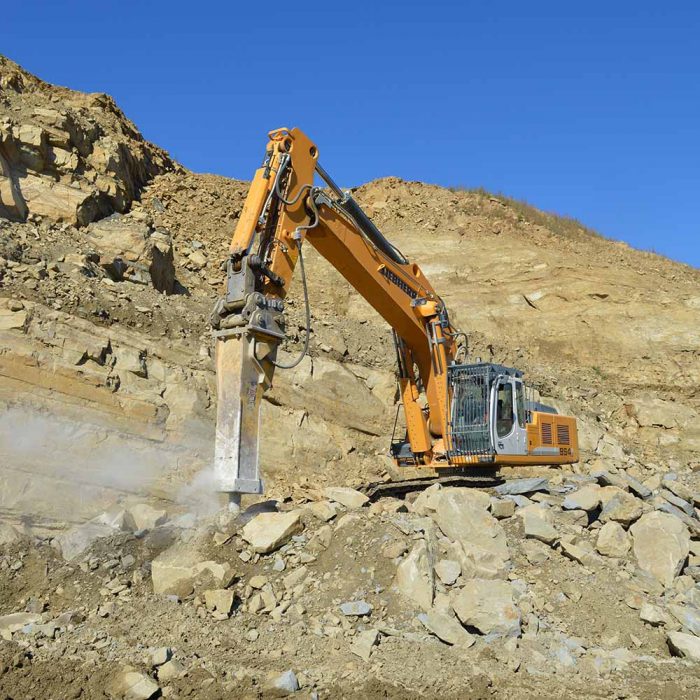 Epiroc HB4700 CL & DP Version Hydraulic Breaker Excavators 45 - 80T - Image 3