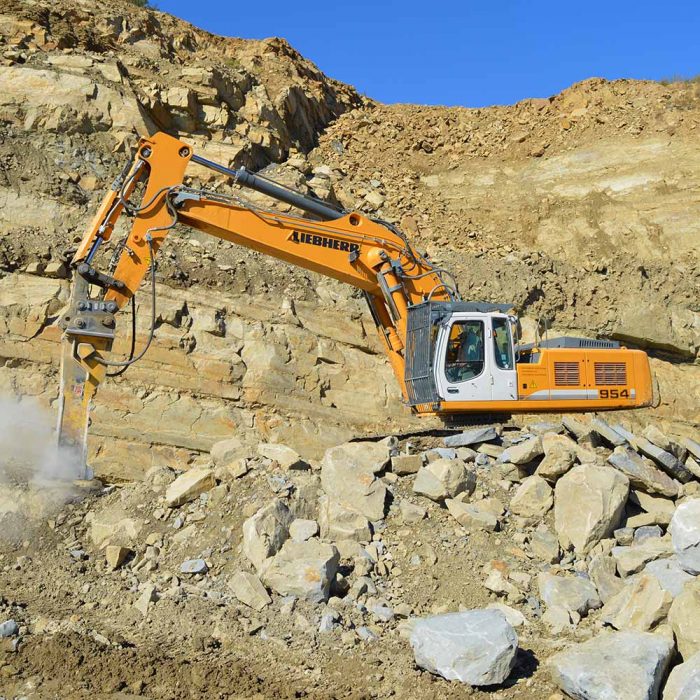 Epiroc HB4700 CL & DP Version Hydraulic Breaker Excavators 45 - 80T - Image 2