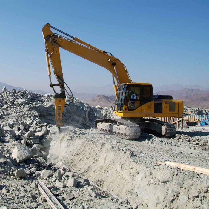 Epiroc MB1500 E,CL & DP Version Hydraulic Breaker Excavators 17 - 29T - Image 2
