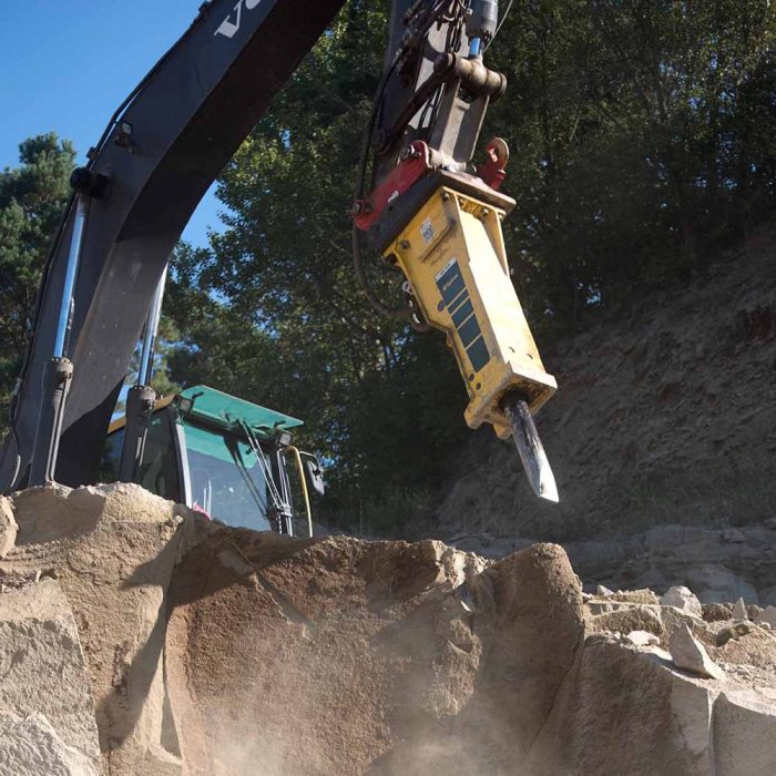Epiroc MB1650 E,CL & DP Version Hydraulic Breaker Excavators 19 - 32T - Image 4
