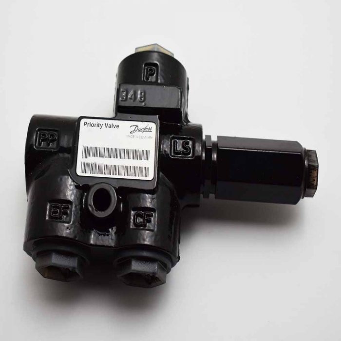 Priority valve