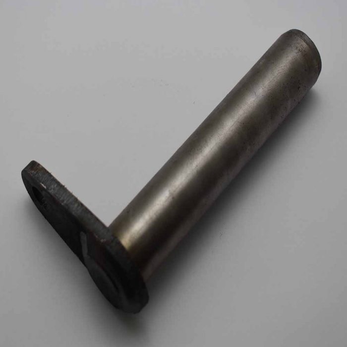 Hydraulic slew ram pin