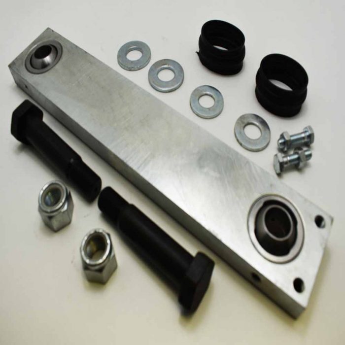 Top pivot kit Thwaites 3–4.5 ton '02 to '06 (check engine type in description)