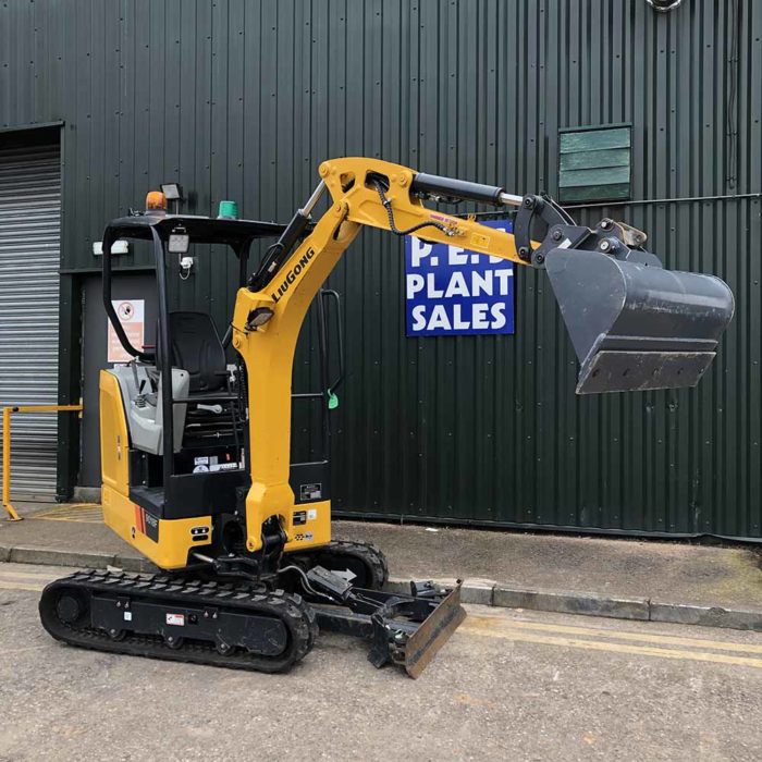 Excavator: 9018F - Image 6