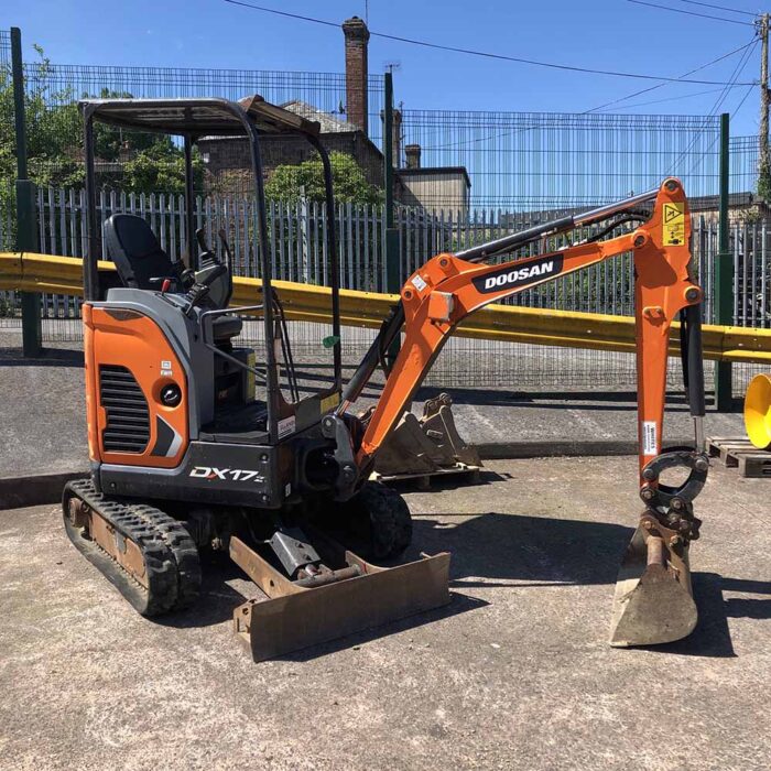 Excavator: DX17Z - Image 2